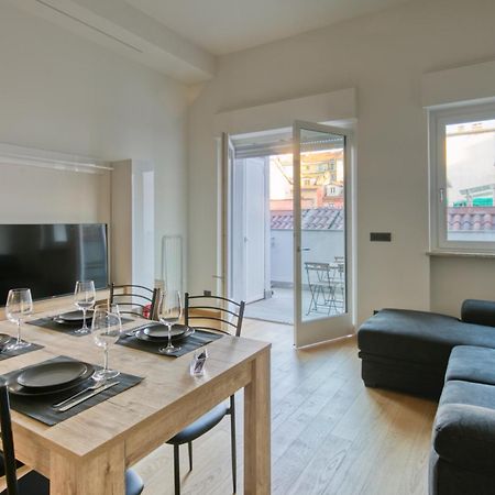 Appartamento Centro Torino Con Terrazzo エクステリア 写真