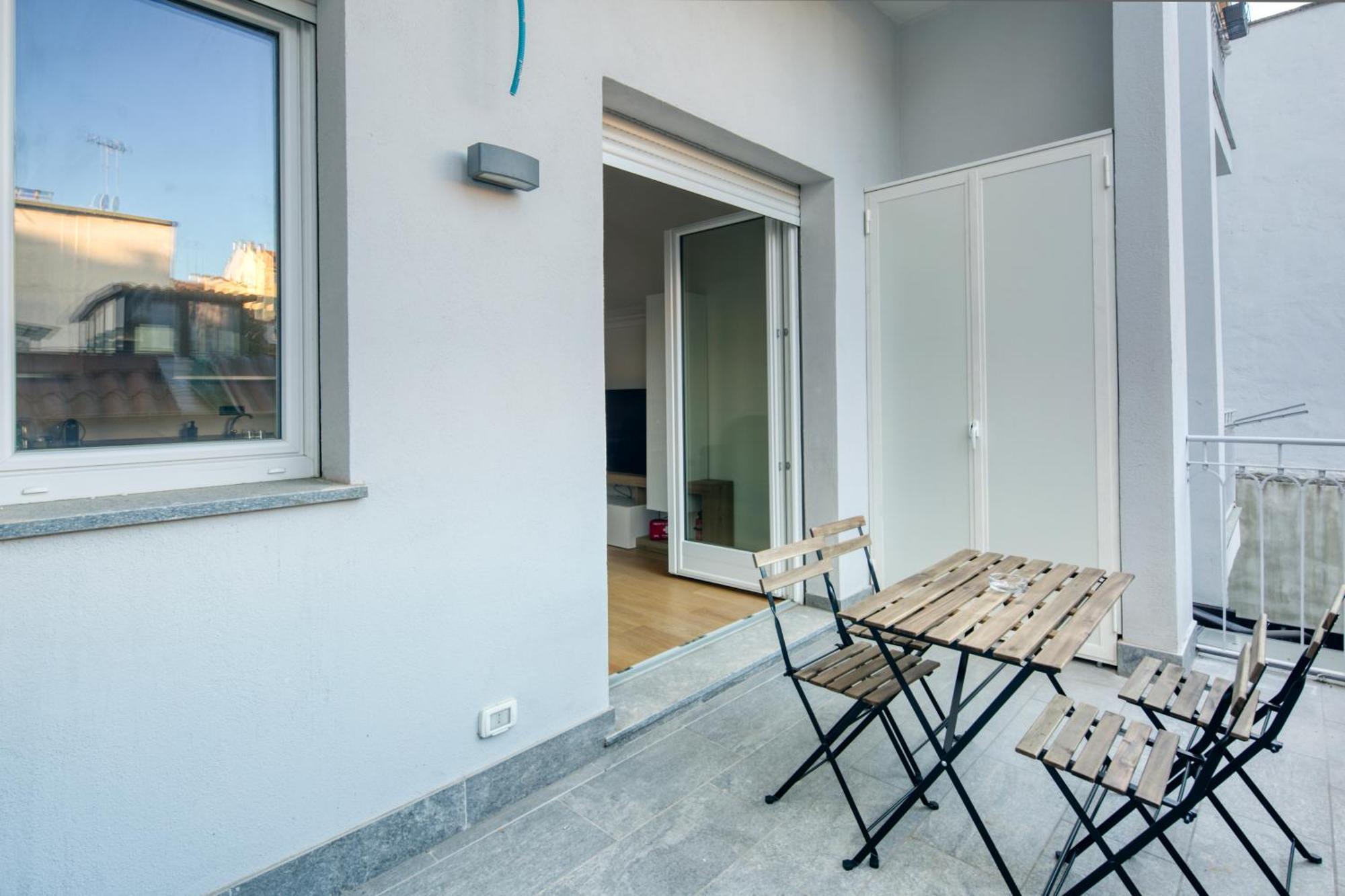 Appartamento Centro Torino Con Terrazzo エクステリア 写真